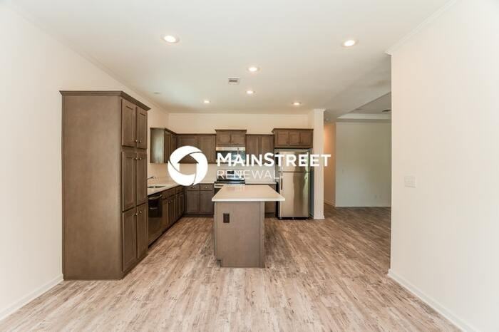 851 17th Ave S - Photo 4 of 16