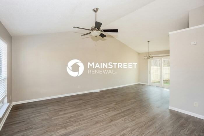1500 Jeffrey Bryan Dr - Photo 5 of 18