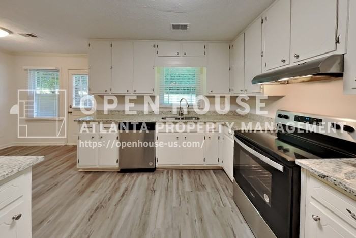 2791 Whippoorwill Cir - Photo 6 of 20
