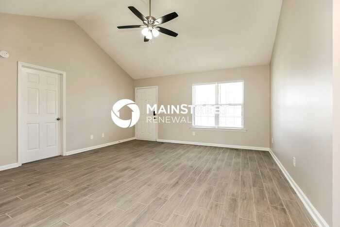 2806 Black Stallion Ct - Photo 3 of 16