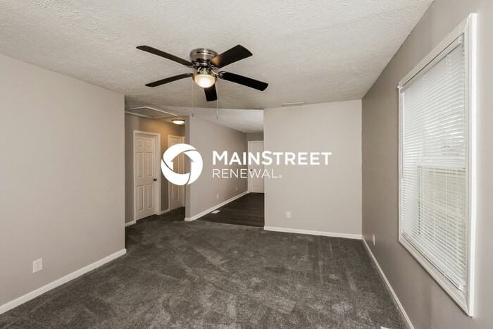 5020 Wellsworth Ave - Photo 7 of 16