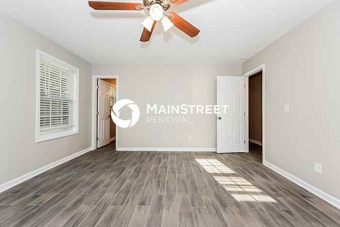 5877 Homestead Cir - Photo 7 of 16