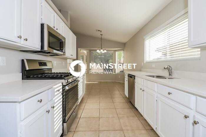 12509 W Palm Ln - Photo 7 of 16