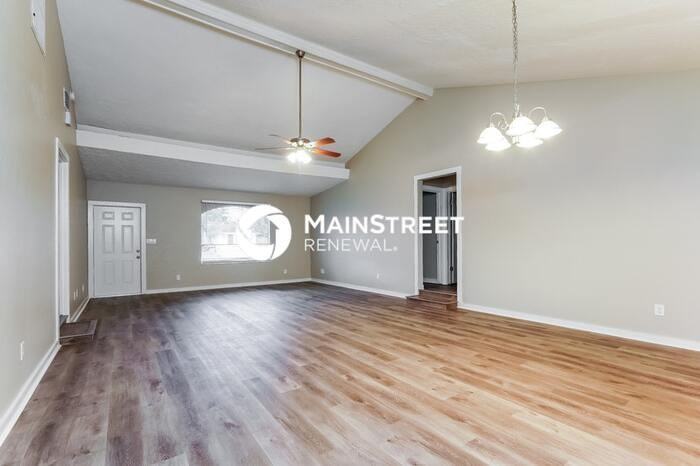 18635 Birch Rd - Photo 3 of 16