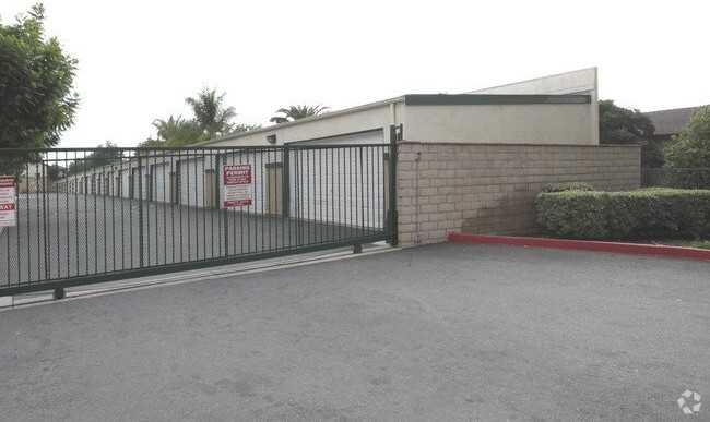 858 E Grand Ave - Photo 6 of 6