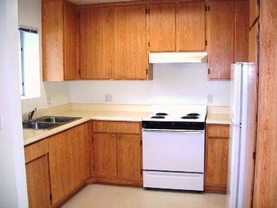 1842 E Workman Ave - Photo 5 of 8