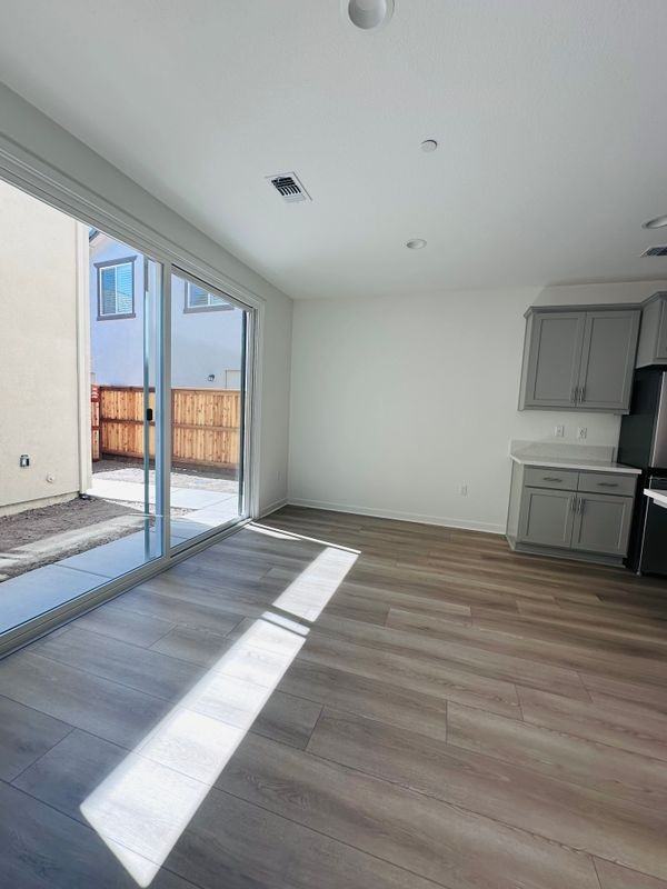 2590 Garden Farms Ave - Photo 3 of 23
