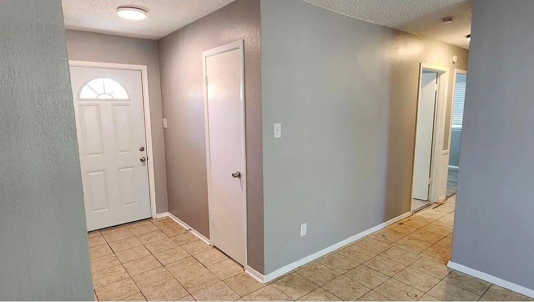 822 Lake View Rdg - Photo 4 of 18