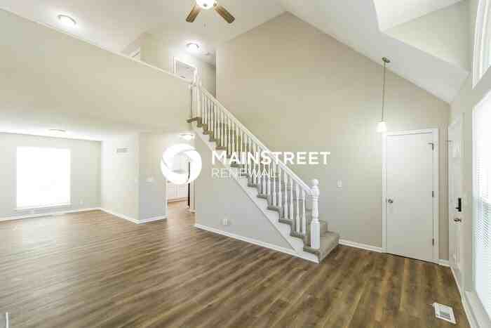 8029 W 149th St - Photo 5 of 18