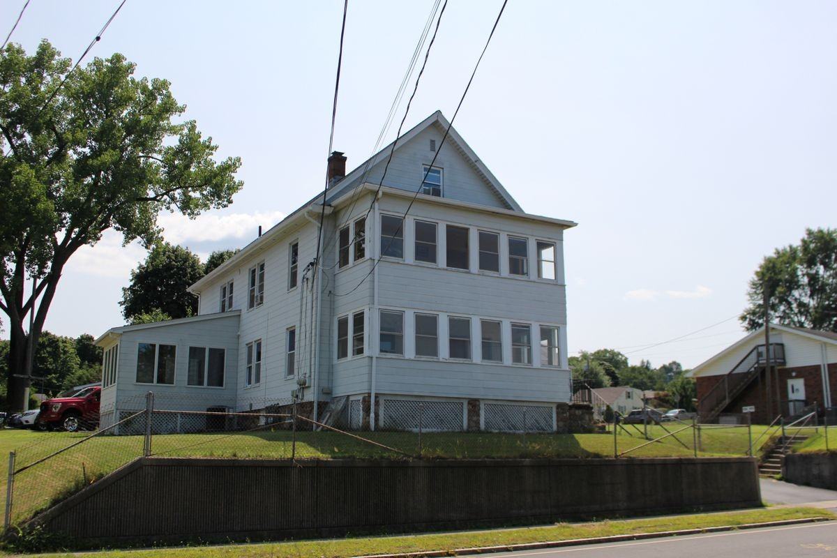 488 South St