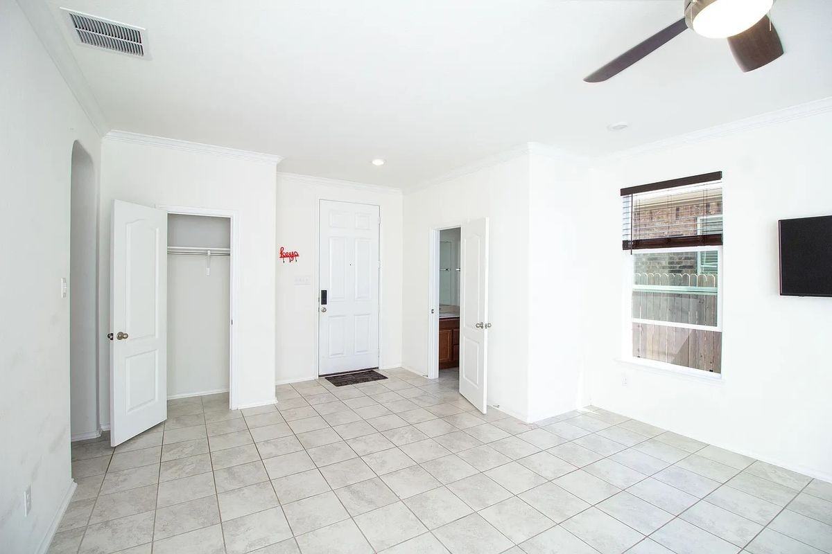 17403 Headstock Rd - Photo 5 of 16