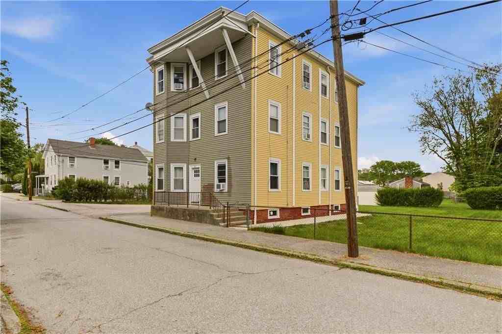 29 Prospect St ##3 - Photo 2 of 21