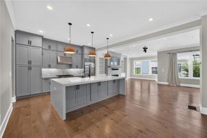 featured image of 124 W Wieuca Rd Nw