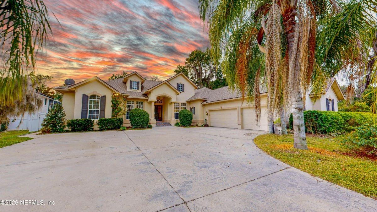 5549 Steamboat Rd