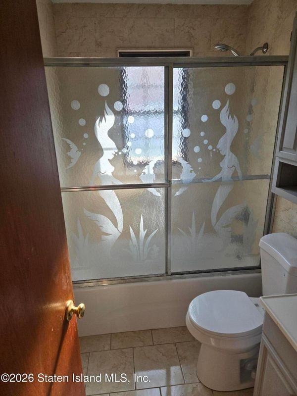 96 Renwick Ave ##1 - Photo 6 of 7