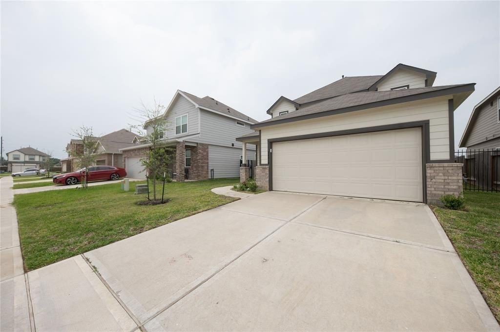 24918 Bastiani Canvas Ln - Photo 3 of 37