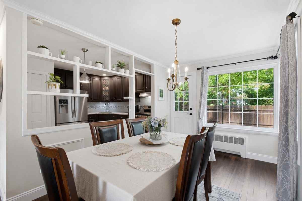 856 Bruce Dr - Photo 5 of 14