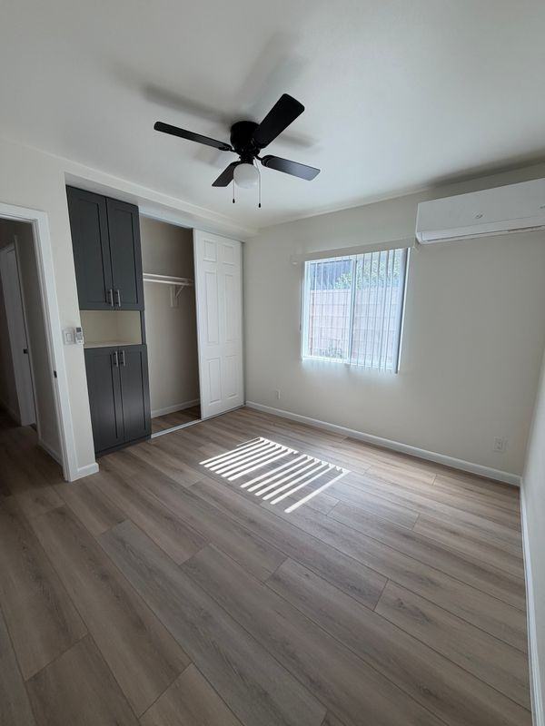 1329 E 56th St - Photo 5 of 19
