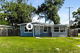 4601 W Paxton Ave - Photo 1 of 1