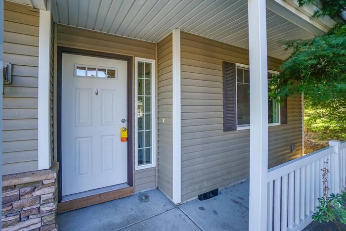 5109 Ne 48th Cir - Photo 5 of 40