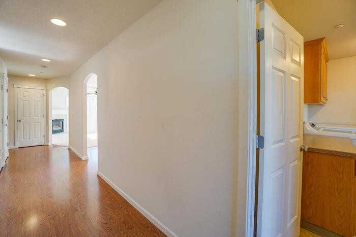 5109 Ne 48th Cir - Photo 7 of 40