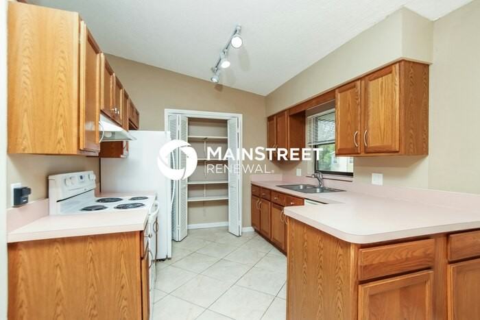 281 Cocoa St Se - Photo 6 of 16
