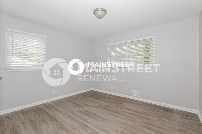 532 Stonewood Dr - Photo 7 of 17