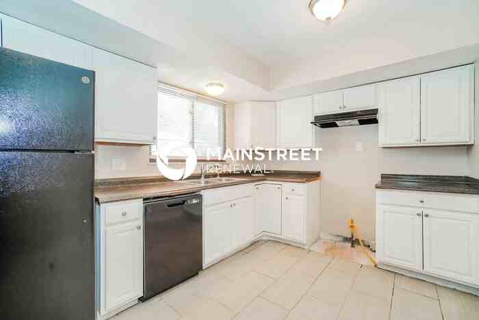 4338 Colby Ave - Photo 6 of 17