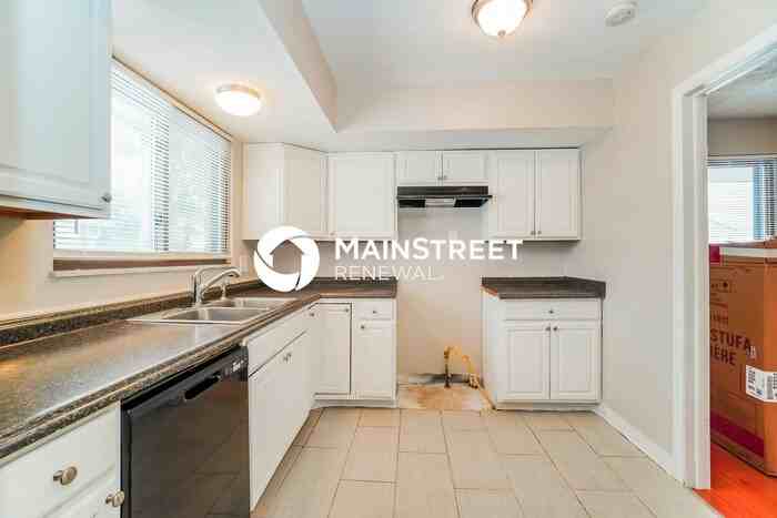4338 Colby Ave - Photo 7 of 17