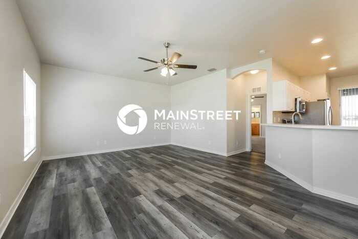 3808 20th St W - Photo 3 of 16