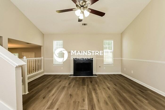 43 Bridlewood Ct - Photo 2 of 17