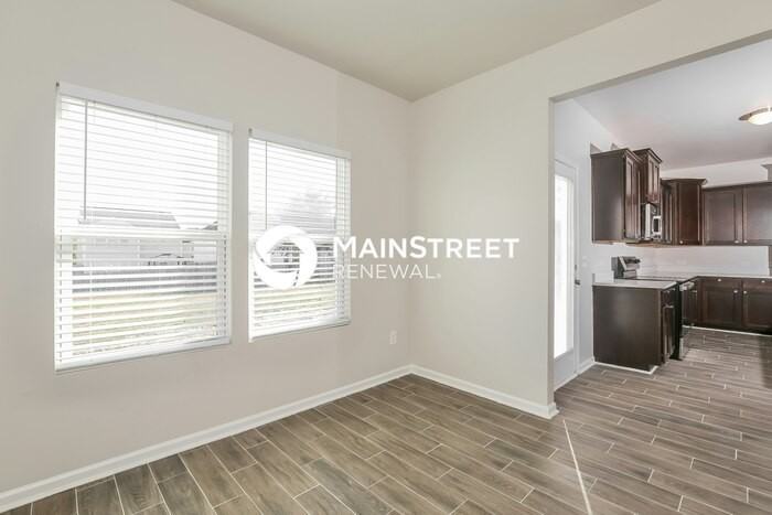 1028 Bitting Hall Cir - Photo 7 of 16