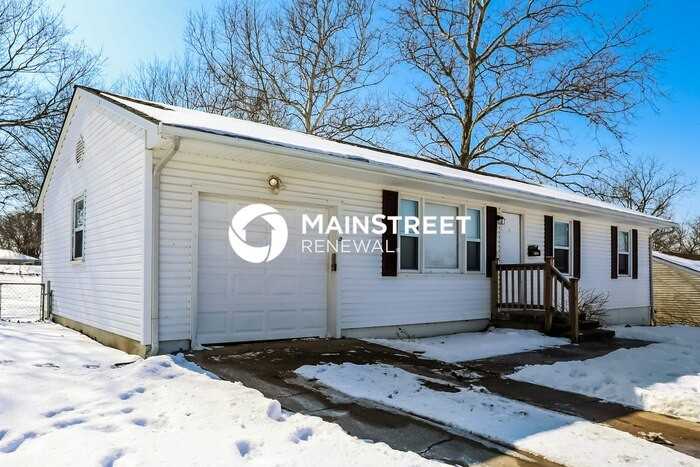 1008 Stafford Dr - Photo 2 of 17