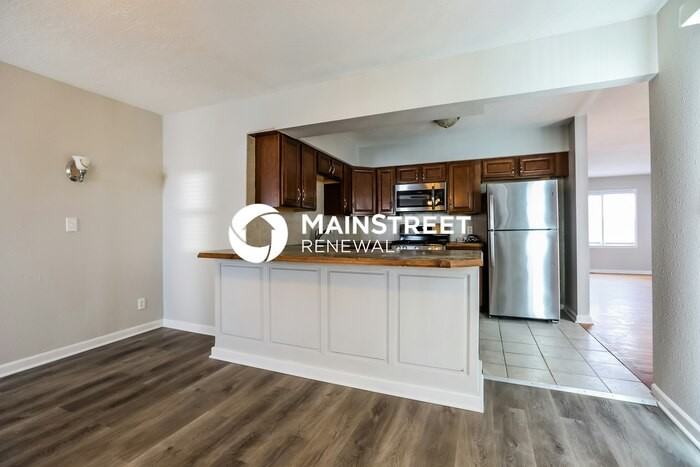 1008 Stafford Dr - Photo 6 of 17