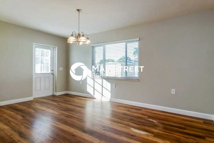 121 Sunlit Cove Dr Ne - Photo 5 of 16