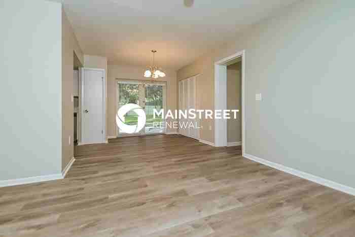 5743 Brook Loop - Photo 4 of 16