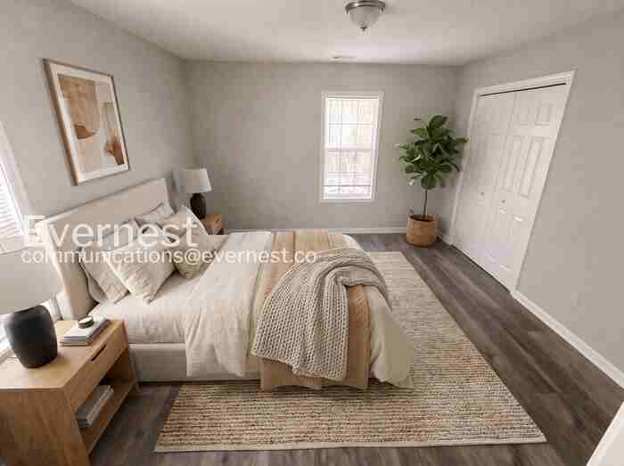 1109 Crescent Way - Photo 3 of 22