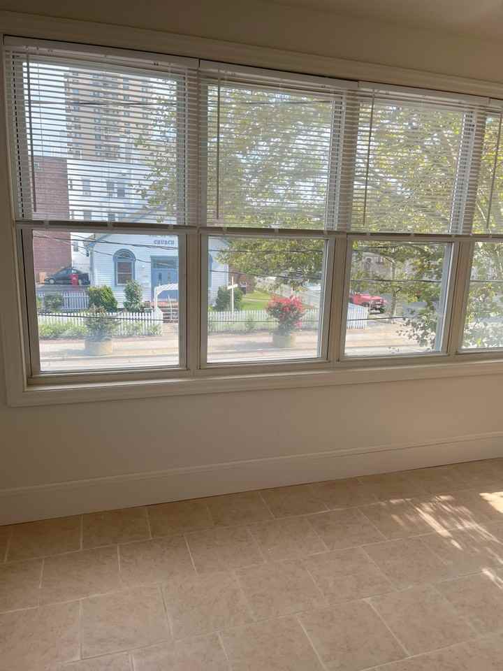 2 N Austin Ave - Photo 4 of 15