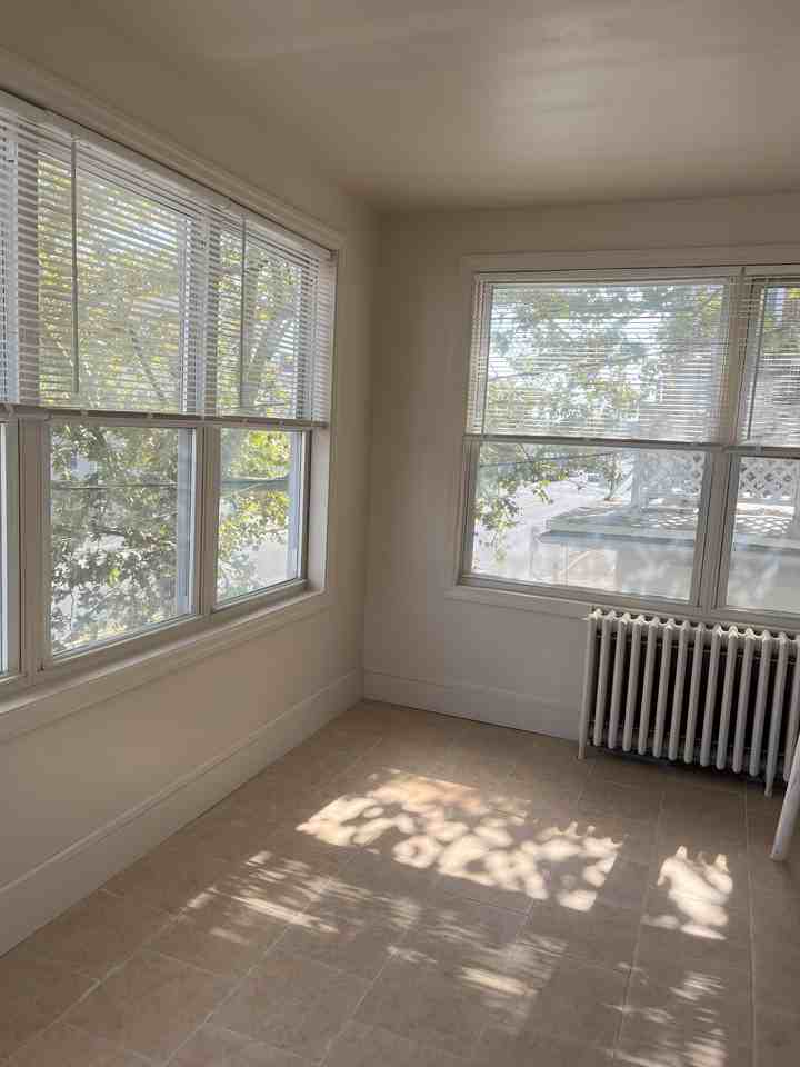 2 N Austin Ave - Photo 5 of 15