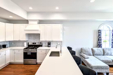 5217 Ventnor Ave #A - Photo 3 of 8