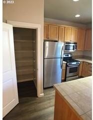 1481 Gifford St Se #NA - Photo 2 of 14