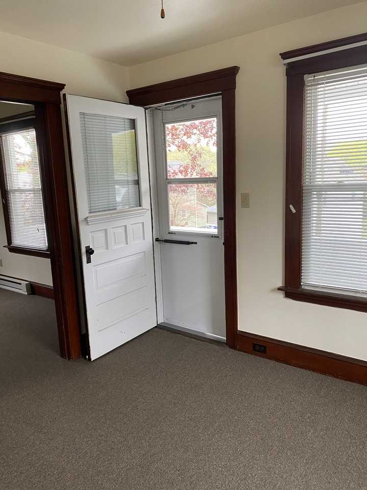 162 Red Mountain Ave #2 - Photo 5 of 16