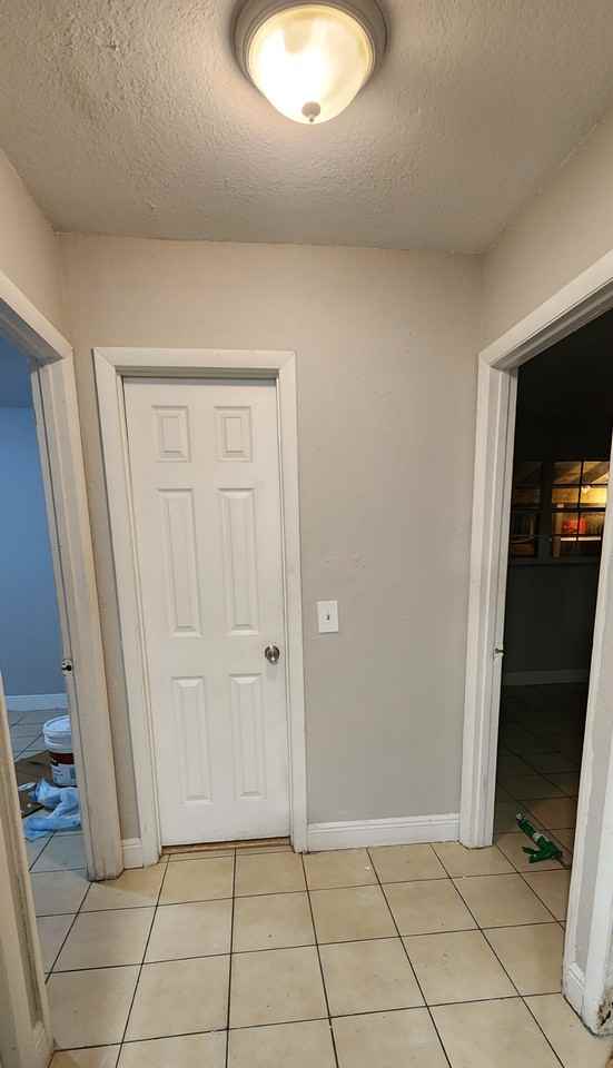506 E 10th St - Photo 5 of 6