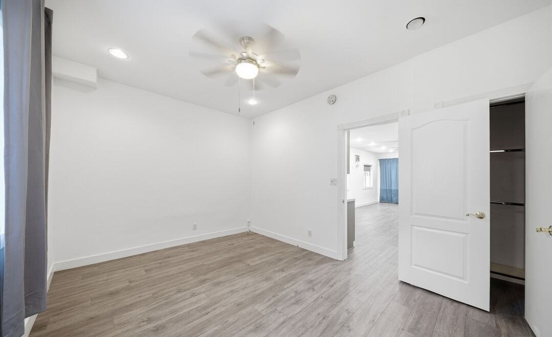 5760 Melrose Ave #5760 - Photo 2 of 13