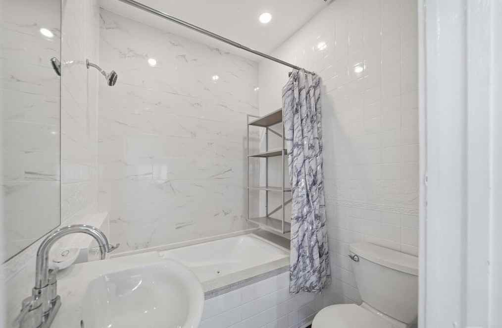 5760 Melrose Ave #5760 - Photo 3 of 13