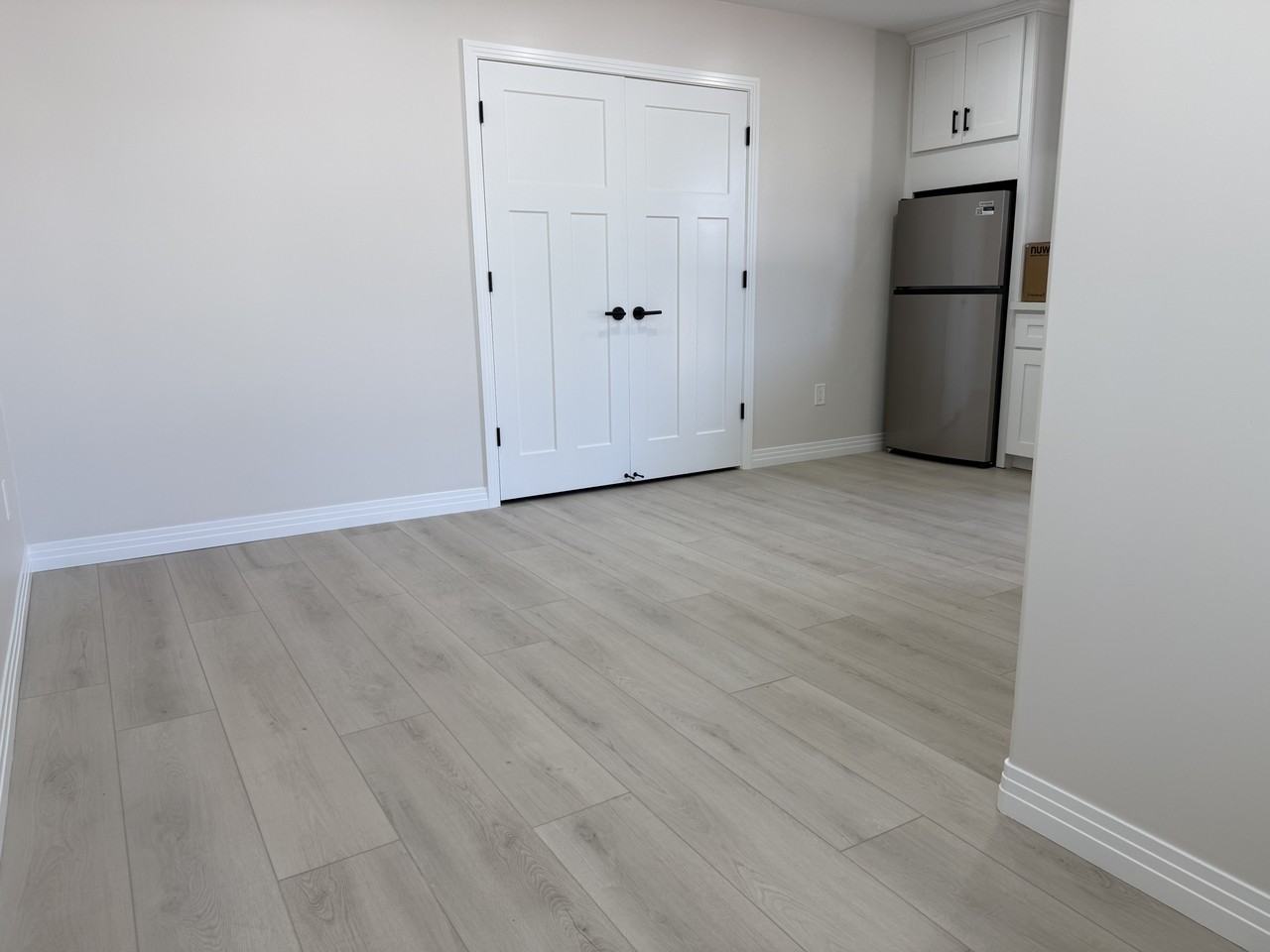18212 N 43rd Pl #B - Photo 5 of 12