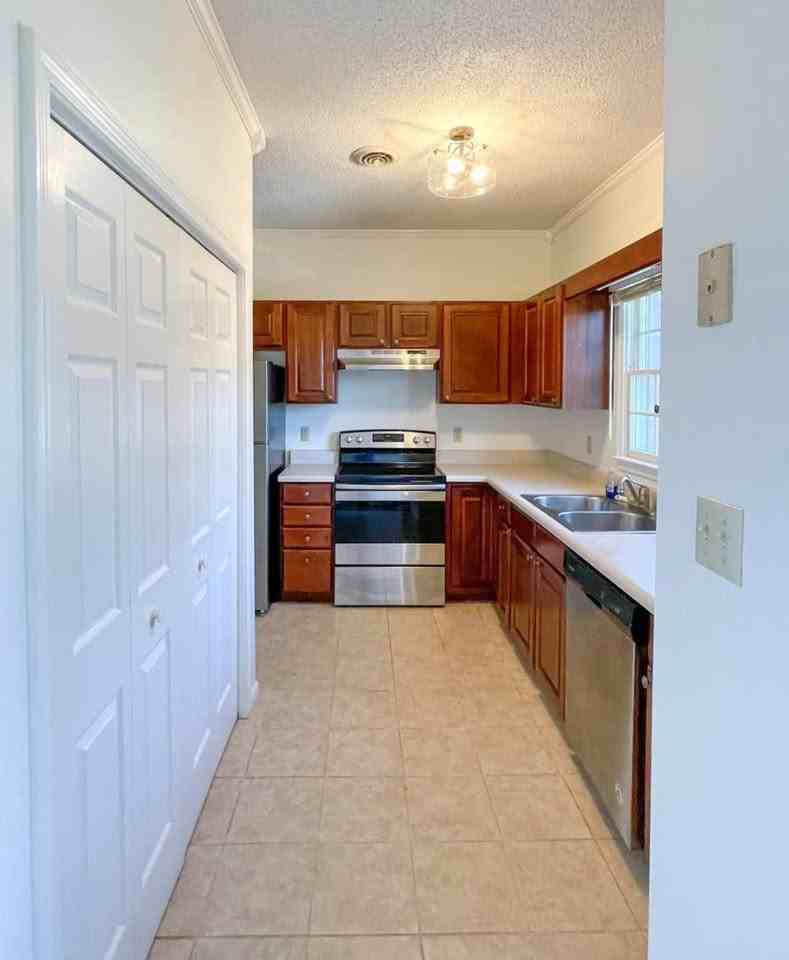 1203 E 8th Ave #1 - Photo 2 of 20