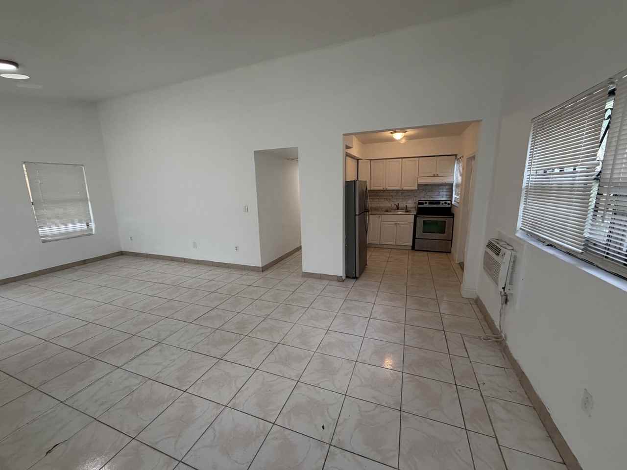 1298 Ne 109th St #1298 - Photo 3 of 17