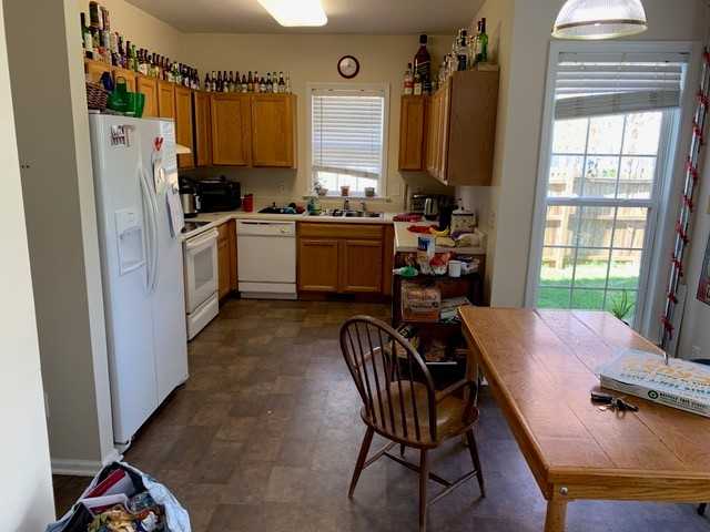 2525 Trailwood Hills Dr #NA - Photo 3 of 8