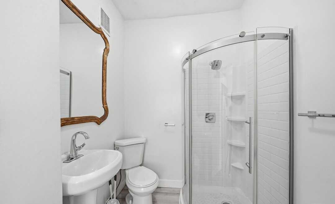 5754 Melrose Ave #5754 - Photo 4 of 14